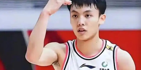 破案了！徐杰、胡明轩表现低迷，杜锋道出了原因