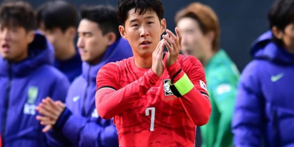 九游游戏-耻辱？韩国男足千场里程碑吞0-4！韩媒震惊：3后卫防线崩溃+灾难